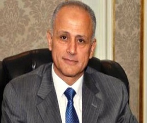   مصر اليوم - وزير التعليم العالي يناقش مع رئيس اتحاد الطلاب مشاكل الجامعات