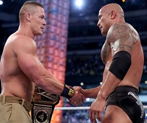 مصر اليوم - عملية جراحية خطيرة تهدد مستقبل ذا روك