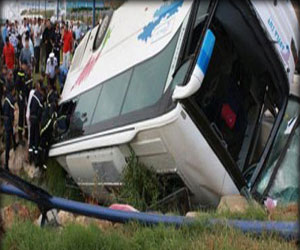   مصر اليوم - قتيلان و 28 جريحا بحادث سير في جنوب سيناء