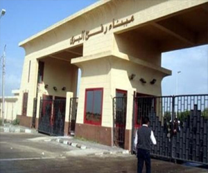 مصر اليوم - 9 مرحلين فلسطينيين يعبرون ميناء رفح إلى قطاع غزة