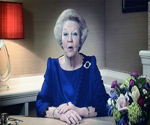   مصر اليوم - ملكة هولندا تتنازل رسمياً عن عرشها لمصلحة ابنها