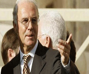   مصر اليوم - بيكنباور: برشلونة سيستخدم الوسائل المشروعة وغير المشروعة