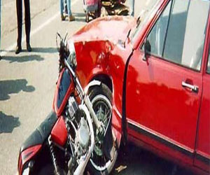   مصر اليوم - مقتل شخصين اصطدمت دراجتهما بسيارة مسرعة في البحيرة