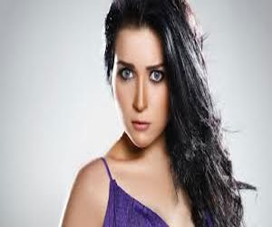   مصر اليوم - مي عز الدين لـمصر اليوم: لا أشارك في غناء تتر مسلسل الشك