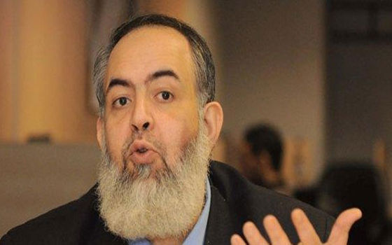   مصر اليوم - سياسيون مصريون يطالبون النائب العام بالتحقيق مع أبو إسماعيل لإهانته وزير الدفاع