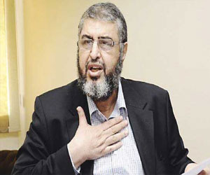 مصر اليوم - بلاغ ضد صحيفة الوطن لنشرها اتهامات بشأن الشاطر