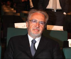   مصر اليوم - مالك أودينيزي الإيطالي ينفي مغادرة بنعطية الفريق