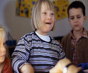   مصر اليوم - تزايد أعداد الأطفال المصابين بالإعاقات العقلية في الولايات المتحدة