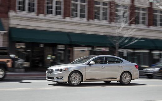   مصر اليوم - كادينزا 2014 خطوة جديدة لـكيا على طريق الرفاهية