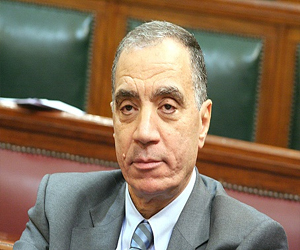   مصر اليوم - النائب العام يحيل بلاغًا يتهم العقدة بإهدار قيمة الجنيه