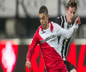 مصر اليوم - اختيار ناصر عيساتي أفضل لاعب في الدوري الهولندي