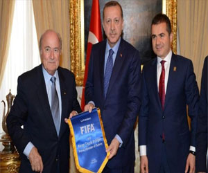   مصر اليوم - بلاتر يدعو تركيا للاستفادة من تنظيمها مونديال الشباب