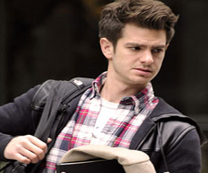 مصر اليوم - النجم أندرو غارفيلد بطل الصمت لمارتن سكورسيزي