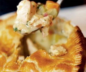   مصر اليوم - قوالب فطائر الدجاج الصغيرة