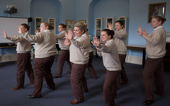   مصر اليوم - كلية نورلاند البريطانية تُعد نسخة جديدة من المربيات تناسب القرن الـ21