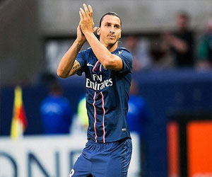   مصر اليوم - إبراهيموفيتش يخطف الأنظار في فرنسا ويثبت نجاحه