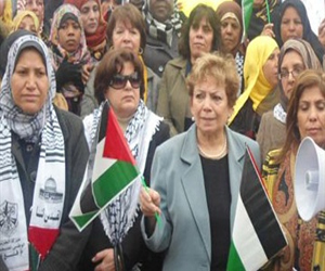   مصر اليوم - تظاهرة نسائية في غزة تطالب فتح وحماس بإنهاء الانقسام