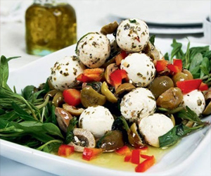   مصر اليوم - سلطة الزعتر وكرات اللبنة