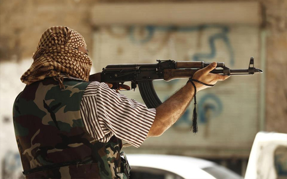 مصر اليوم - 70 قتيلاً الثلاثاء والحر يستهدف اللواء 93 ويدمر مقر الفوج 52 بالصواريخ