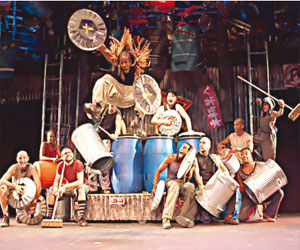   مصر اليوم - فرقة ستومب العالمية تحيي عروضها الراقصة في عمان