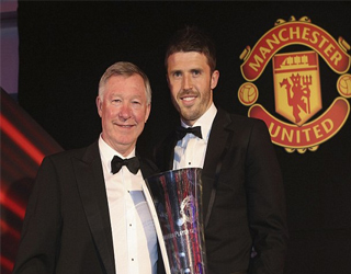   مصر اليوم - كاريك أفضل لاعب في الدوري الإنكليزي