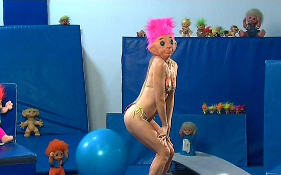 مصر اليوم - جنون الدمى القبيحة يصيب الأميركية ميشيل كيرينز