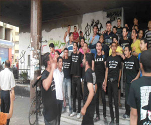 مصر اليوم - العشرات يتظاهرون في الدقهلية للمطالبة بـخلع الإخوان