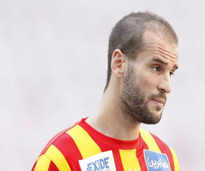   مصر اليوم - وليد الهيشري على أعتاب الانضمام إلى الصفاقسي أو النجم