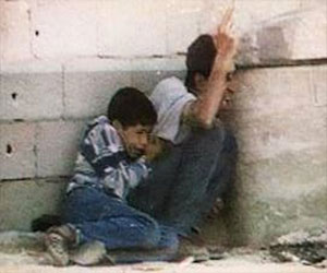   مصر اليوم - نتنياهو ينفي مسؤولية جيش الاحتلال عن قتل الطفل محمد الدرة