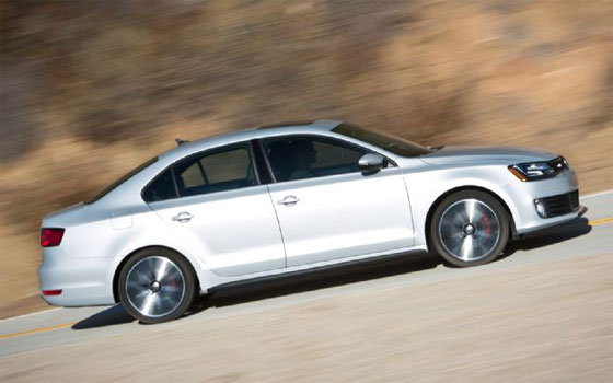   مصر اليوم - جيتا جي أل آي 2013 مساحات أوسع لتحقيق أقصى حدود الراحة