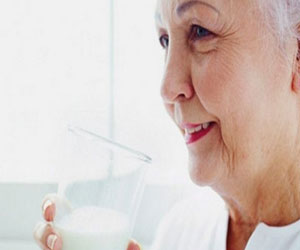   مصر اليوم - تناول البروتين يوميًا يقي المسنين أخطار كسور الفخذين