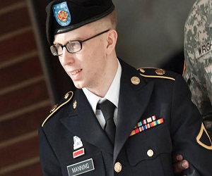 مصر اليوم - قسم من محاكمة الجندي المتهم بتسريب وثائق ويكيليكس سيكون مغلقًا