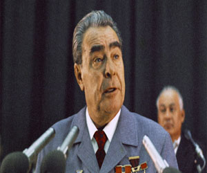   مصر اليوم - بريجنيف قائد القرن العشرين وروسيا تسترجع تاريخها السوفيتي