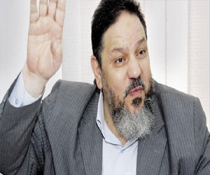   مصر اليوم - منتصر الزيات يشكل هيئة للدفاع عن أبناء سيناء