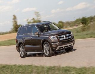   مصر اليوم - مرسيدس تطرح  GL450 4MATIC