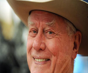   مصر اليوم - مقاضاة حفيدة هاغمان لاحتفاظها بمجوهرات لم يورثها إياها