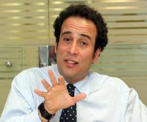   مصر اليوم - حمزاوى: تصويت الجيش والشرطة حق دستوري لهم