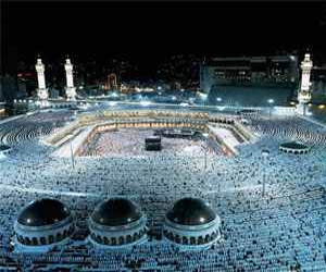 مصر اليوم - اختفاء ظل الكعبة المشرفة