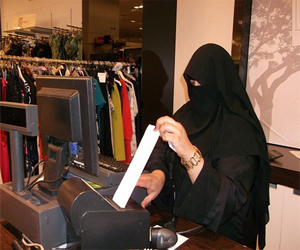   مصر اليوم - سعوديون يدشنون حملة تحرشوا بالكاشيرات لمنعهم من العمل