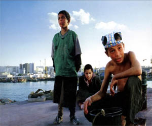 مصر اليوم - بطل أشهر فيلم سينمائي مغربي زعيم عصابة إجرامية