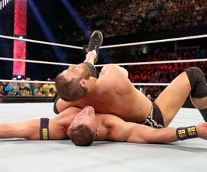 مصر اليوم - كيرتس أكسل يفوز على جون سينا