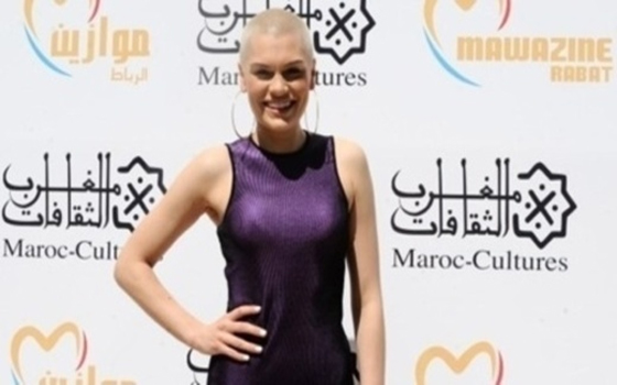 مصر اليوم - جيسي تزعم أنها إلتقت ملك المغرب وإدارة موازين تنفي