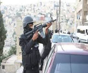   مصر اليوم - القبض على 188 مركبة مسروقة و1032 شخص مطلوب في الأردن