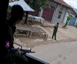   مصر اليوم - عودة الهدوء إلى لاشيو في بورما بعد أعمال عنف دينية والجيش يقوم بدوريات