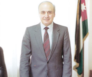   مصر اليوم - زيد حمزة يصدر كتاب بين الطب والصحافة