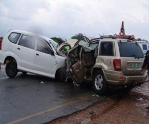   مصر اليوم - مقتل وإصابة 21 في حادث انقلاب حافلة قرب سانت كاترين