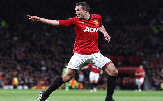   مصر اليوم - فان بيرسي يكشف النقاب عن سر لياقته وعدم إصابة خلال الموسم