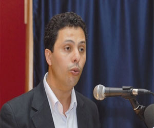 مصر اليوم - توقيع كتاب عبثا كم أريد.. لمحمد بشكار