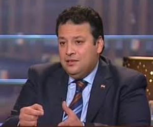   مصر اليوم - عزام يتهم النظام السابق ببيع ثروات مصر الطبيعية