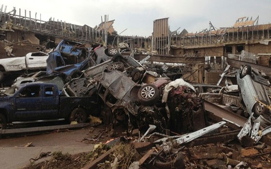   مصر اليوم - 5 قتلي على الأقل وجرح 71 آخرين في أعاصير أوكلاهوما في الولايات المتحدة